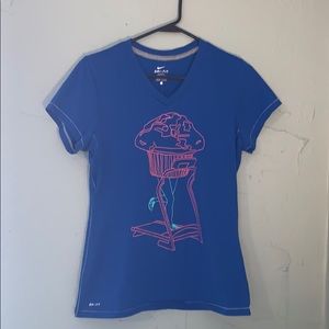 WOMENS NIKE T-shirt!